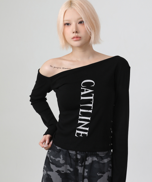 CATTLINE（カトリン）の「ワンショルダーロゴスナップTシャツ ブラック（Tシャツ/カットソー・レディース・ブラック・FREE）」の4枚目の写真