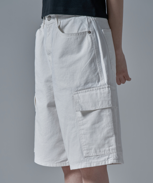 WAARFORWOMAN（ワール・フォー・ウーマン）の「W1138 カーゴショートパンツ_ホワイト（その他パンツ・レディース・その他・SMALL/MEDIUM/LARGE）」の7枚目の写真