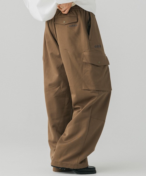 +phenix(プラスフェニックス)の「+phenix(プラスフェニックス)COTTON-LIKE CARGO PANTS コットンライク カーゴパンツ / WINDSTOPPER PRODUCTS BY GORE-TEX LABS(カーゴパンツ・メンズ・チャコール/ネイビー/ブラウン・L/M)」の19枚目の写真