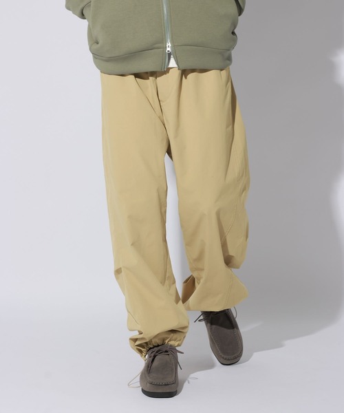 LAKOLE(ラコレ)の「ピーチパラシュートパンツ / 1070210(その他パンツ・メンズ・ブラック/ベージュ・LARGE/MEDIUM)」の11枚目の写真
