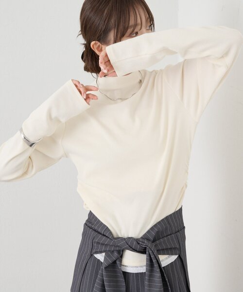 mystic(ミスティック)の「長袖プレート付きハイネックカットソー(Tシャツ/カットソー・レディース・ベージュ/チャコールグレー/アイボリー/ブラック・FREE)」の14枚目の写真