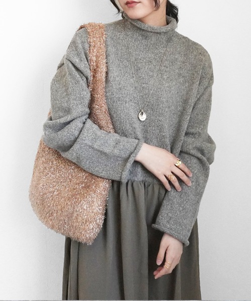 SELECT LEVERY(セレクトリベリー)の「ポケット付きニットドッキングワンピ―ス(ワンピース・レディース・ブラック/カーキ/チャコール・MEDIUM)」の7枚目の写真