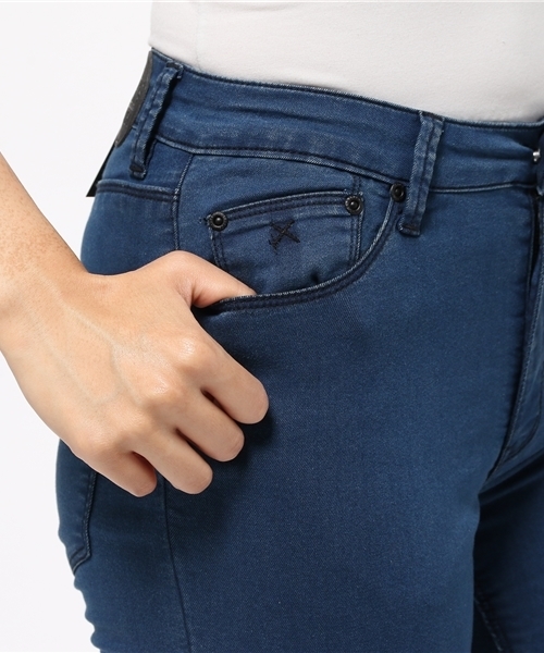 ROOPTOKYO（ループトウキョウ）の「RES DENIM/レスデニム KITTY SKINNY スキニーデニム ダークブルー ストレッチ（デニムパンツ・レディース・ネイビー・26inch/24inch/25inch/27inch）」の12枚目の写真