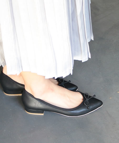 SESTO（セスト）の「ローヒールポインテッドトゥバレエシューズバレエパンプス（パンプス・レディース・ブラック系その他/ライトグレー/テラコッタ/ピンク/レッド/ネイビー/イエロー/パイソン/ブラック/ベージュ/ホワイト・23.5cm/22.5cm/24.5㎝/22.0cm/23.0cm/25.5cm/24.0cm）」の4枚目の写真