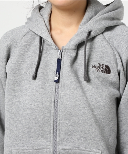 THE NORTH FACE（ザノースフェイス）の「ザ・ノース・フェイス ウィメンズロゴスウェットパーカー / リアビューフルジップフーディー（パーカー・レディース・ミックスグレー/ピンク/サックスブルー/ダークネイビー/ダークブルー/アイボリー/グレー系その他/チェリーレッド/ブルーグレー/レッド/ホワイト系その他/ブラック/ベージュ/ブルー/ピンク系その他・LARGE/MEDIUM/SMALL/X-LARGE）」の19枚目の写真