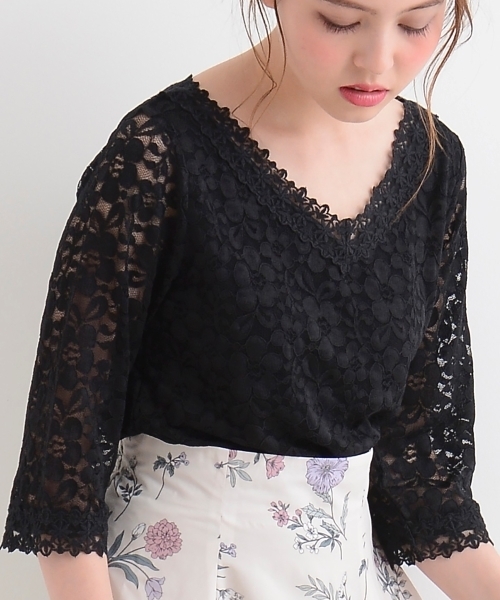 MAJESTIC LEGON（マジェスティックレゴン）の「【WEB限定価格】コードレースVプルオーバー（Tシャツ/カットソー・レディース・ボルドー/ブラック/アイボリー・MEDIUM/SMALL）」の9枚目の写真