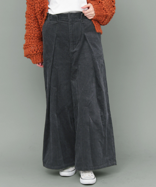 Kbf ケイビーエフ の Widewideコーデュロイパンツ その他パンツ Wear
