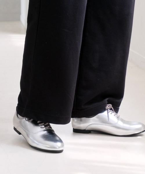 AmiAmi（アミアミ）の「【SS-3Lサイズ展開！】軽量レースアップ フラット シューズ（ローファー・レディース・シルバー/ブラック系その他/ブラック/ホワイト/シルバー系その他・S/M/L/LL/SS/3L）」の9枚目の写真