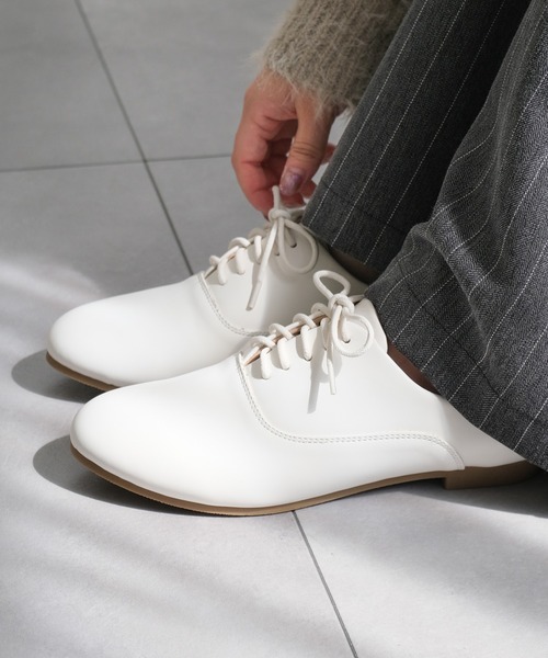 AmiAmi（アミアミ）の「【SS-3Lサイズ展開！】軽量レースアップ フラット シューズ（ローファー・レディース・シルバー/ブラック系その他/ブラック/ホワイト/シルバー系その他・S/M/L/LL/SS/3L）」の17枚目の写真