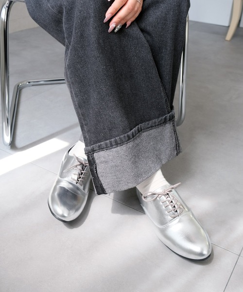 AmiAmi（アミアミ）の「【SS-3Lサイズ展開！】軽量レースアップ フラット シューズ（ローファー・レディース・シルバー/ブラック系その他/ブラック/ホワイト/シルバー系その他・S/M/L/LL/SS/3L）」の14枚目の写真