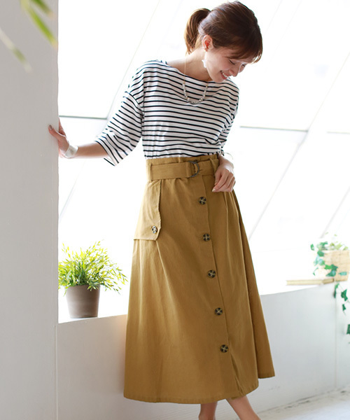 REAL CUBE（リアルキューブ）の「REAL CUBE ベルト付トレンチデザインスカート（スカート・レディース・ベージュ/ブラウン/カーキ/オレンジ/キャメル・38/40）」の5枚目の写真