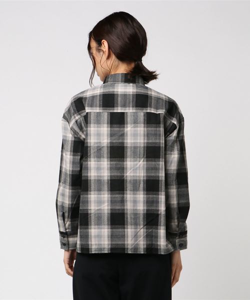 KOBE LETTUCE(コウベレタス)の「ボックスボタンダウングランジチェック柄シャツ(シャツ/ブラウス・レディース・グリーン/ネイビー/ブラウン/ブラック系その他/レッド系その他/ブラック・FREE)」の9枚目の写真