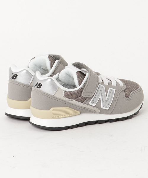 NEW BALANCE(ニューバランス)の「NEW BALANCE/ニューバランス KV996 TD LIFESTYLE/KV996 トドラー ライフスタイル(スニーカー・キッズ・グレー・22cm/18cm/19cm/20cm/21cm/17cm)」の2枚目の写真