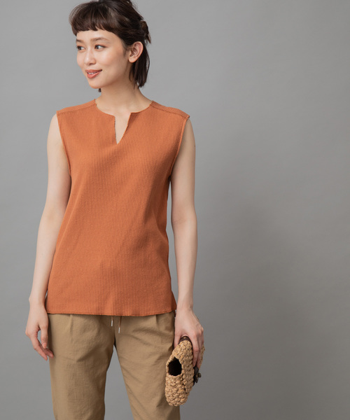 Munich（ミューニック）の「コットンリブジャージノースリーブプルオーバー【セットアップ可】（Tシャツ/カットソー・レディース・ホワイト/ブラック/ネイビー/ブラウン/ライトブラウン/ナチュラル/グレイッシュベージュ・FREE）」の4枚目の写真