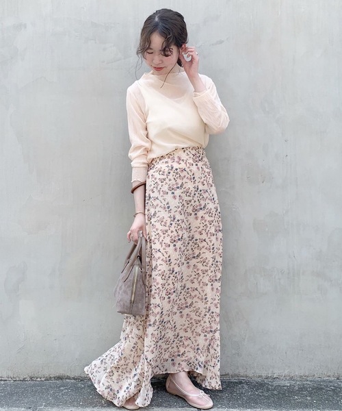 flower（フラワー）の「グレイスフルフラワースカート（スカート・レディース・ベージュ/ネイビー・FREE）」の6枚目の写真