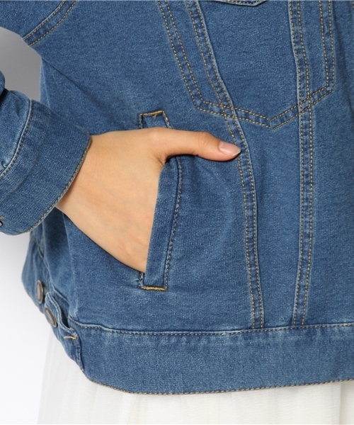 WEGO（ウィゴー）の「WEGO/カットデニムGジャン（デニムジャケット・レディース・インディゴブルー/ダークインディゴブルー・FREE）」の12枚目の写真