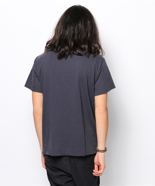 SQUOVAL（スクオーバル）の「【FRUIT OF THE LOOM × SQUOVAL】10YEAR Tシャツ（Tシャツ/カットソー・メンズ・ブラック/ネイビー・LARGE/MEDIUM/SMALL）」の5枚目の写真