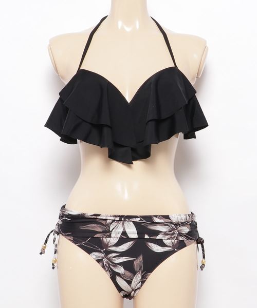 Dita(ディータ)の「フレアフリルビキニ 水着【RT】(水着・レディース・ブラック/ネイビー/カーキ/ブラック系その他/テラコッタ・M/L/XL)」の10枚目の写真