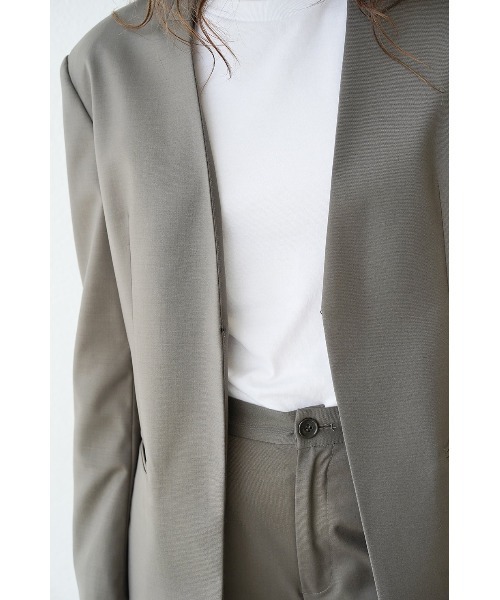 CLANE（クラネ）の「SET UP NO COLLAR JACKET（ノーカラージャケット