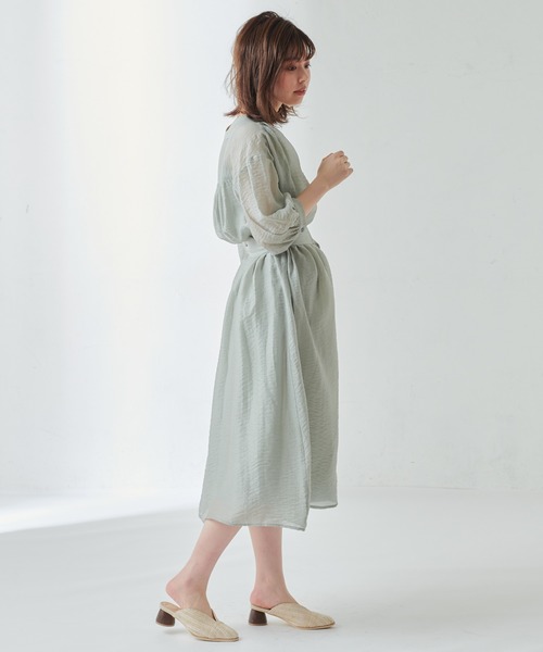 natural couture（ナチュラルクチュール）の「たっぷりギャザーシャツワンピースⅡ（ワンピース・レディース・ラベンダー/ミント/ホワイト/ライトベージュ・FREE）」の16枚目の写真