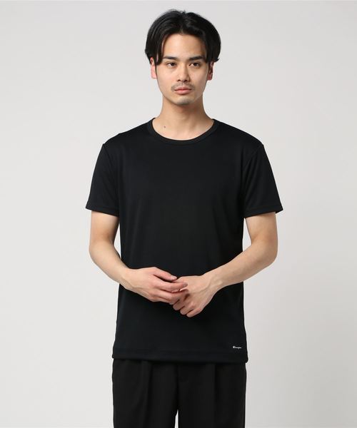 Champion(チャンピオン)の「【CHAMPION/チャンピオン】JEANSMATE別注吸水速乾性抜群の無地 ダブルドライ機能付き スタンダードシルエット 裾ブランドロゴ付き ベーシック クルーネックTシャツカットソー(Tシャツ/カットソー・メンズ・ネイビー/ブラック/ホワイト・LARGE/X-LARGE/MEDIUM)」の2枚目の写真