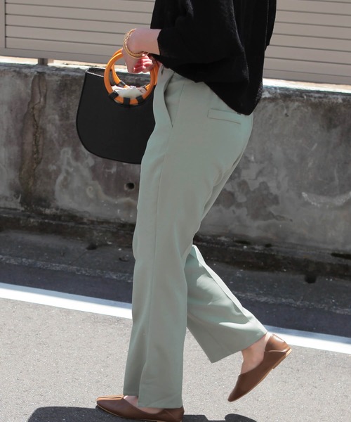 reca（レカ）の「【zozotown限定】スリット入り センタープレススラックスパンツ（その他パンツ・レディース・ブラック/ブルー/ミント/ライトベージュ・M）」の12枚目の写真