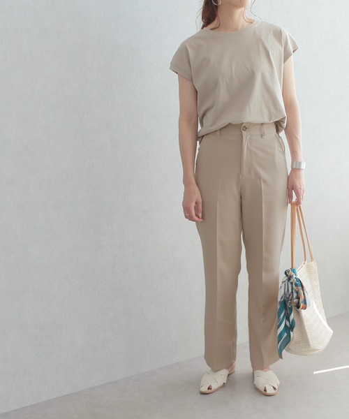 reca（レカ）の「【zozotown限定】スリット入り センタープレススラックスパンツ（その他パンツ・レディース・ブラック/ブルー/ミント/ライトベージュ・M）」の21枚目の写真