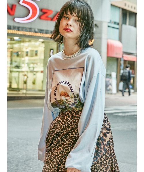 jouetie(ジュエティ)の「フラワーフォトロンT(Tシャツ/カットソー・レディース・ブラック/オフホワイト/ライトブルー・MEDIUM)」の9枚目の写真