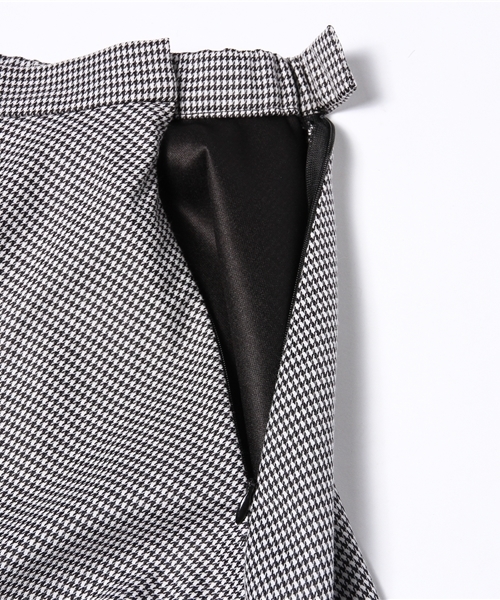 URBAN RESEARCH DOORS WOMENS（アーバンリサーチ ドアーズ ウィメンズ）の「DOORS クラシックフレアースカート（スカート・レディース・チャコールグレー/グレー系その他/ブラック・ONE）」の11枚目の写真