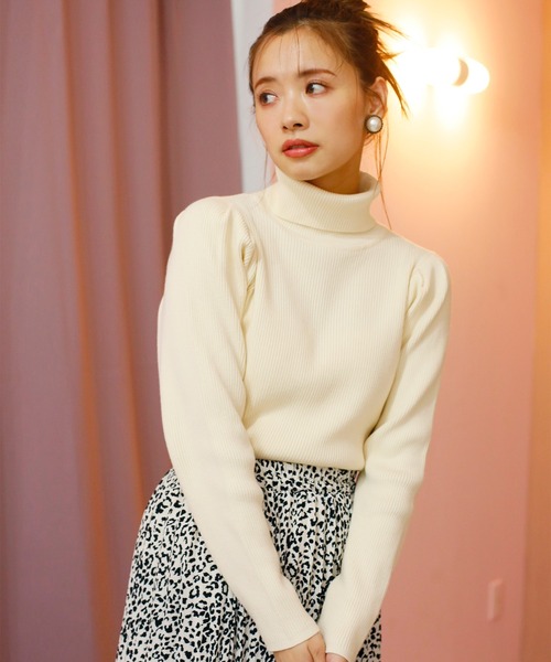one after another NICE CLAUP(ワンアフターアナザーナイスクラップ)の「ハイネックシンプルニット(ニット/セーター・レディース・ブラック/ベージュ/アイボリー/ピンクベージュ・FREE)」の17枚目の写真