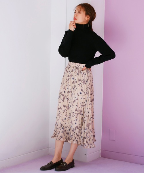 one after another NICE CLAUP(ワンアフターアナザーナイスクラップ)の「ハイネックシンプルニット(ニット/セーター・レディース・ブラック/ベージュ/アイボリー/ピンクベージュ・FREE)」の15枚目の写真