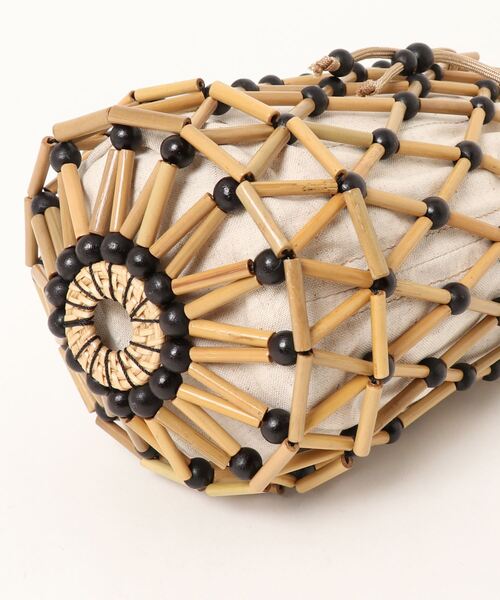 bulle de savon（ビュルデサボン）の「BAGMATI BBK20-SS25 ウッド巾着バッグ（かごバッグ・レディース・ブラック/アイボリー・FREE）」の4枚目の写真