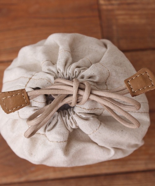 bulle de savon（ビュルデサボン）の「BAGMATI BBK20-SS25 ウッド巾着バッグ（かごバッグ・レディース・ブラック/アイボリー・FREE）」の19枚目の写真