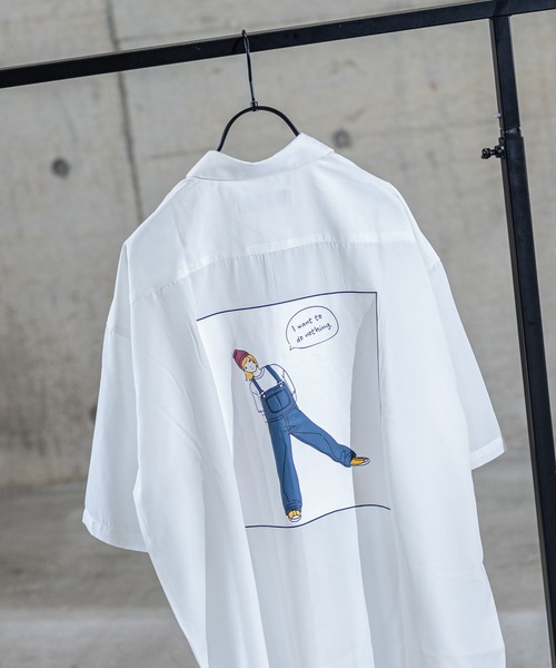 Limited Line Naive Magic（リミテッドラインナイーブマジック）の「【a】シルクタッチ ポリエステル バックプリント半袖シャツ（シャツ/ブラウス・メンズ・ベージュ系その他/ホワイト系その他/ホワイト/ベージュ/ブラック/マルチ/ブルー/ブルー系その他/ブラウン/ホワイト系その他3/ブルー系その他3/ベージュ系その他3/ブラック系その他2/その他1/ブラック系その他/ブラウン系その他2/ブルー系その他2/ベージュ系その他2/ホワイト系その他2/その他/ブルー系その他4/ホワイト系その他4/ブラック系その他3・LARGE/MEDIUM/X-LARGE）」の5枚目の写真