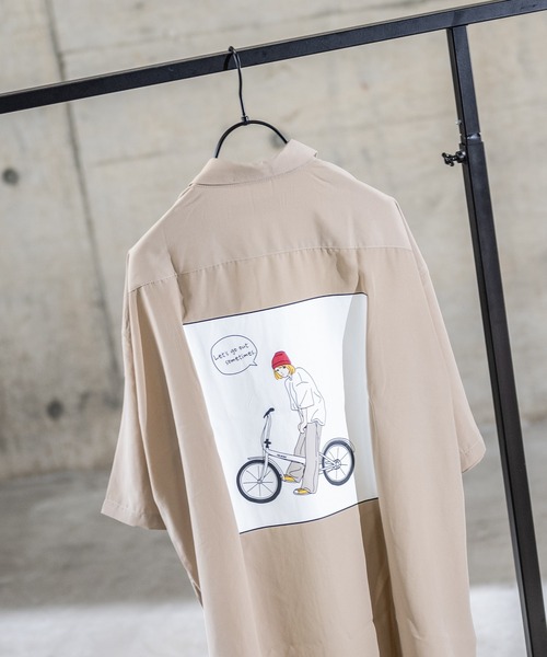 Limited Line Naive Magic（リミテッドラインナイーブマジック）の「【a】シルクタッチ ポリエステル バックプリント半袖シャツ（シャツ/ブラウス・メンズ・ベージュ系その他/ホワイト系その他/ホワイト/ベージュ/ブラック/マルチ/ブルー/ブルー系その他/ブラウン/ホワイト系その他3/ブルー系その他3/ベージュ系その他3/ブラック系その他2/その他1/ブラック系その他/ブラウン系その他2/ブルー系その他2/ベージュ系その他2/ホワイト系その他2/その他/ブルー系その他4/ホワイト系その他4/ブラック系その他3・LARGE/MEDIUM/X-LARGE）」の15枚目の写真