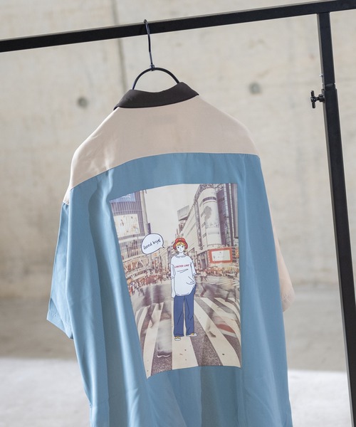 Limited Line Naive Magic（リミテッドラインナイーブマジック）の「【a】シルクタッチ ポリエステル バックプリント半袖シャツ（シャツ/ブラウス・メンズ・ベージュ系その他/ホワイト系その他/ホワイト/ベージュ/ブラック/マルチ/ブルー/ブルー系その他/ブラウン/ホワイト系その他3/ブルー系その他3/ベージュ系その他3/ブラック系その他2/その他1/ブラック系その他/ブラウン系その他2/ブルー系その他2/ベージュ系その他2/ホワイト系その他2/その他/ブルー系その他4/ホワイト系その他4/ブラック系その他3・LARGE/MEDIUM/X-LARGE）」の22枚目の写真