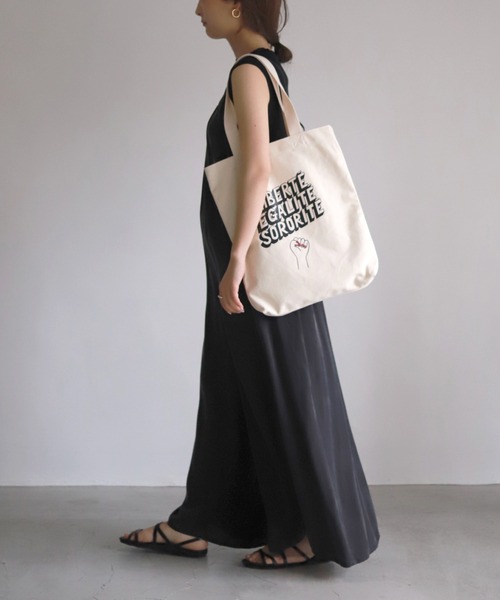 SLOBE IENA（スローブイエナ）の「【TIFFANY COOPER/ティファニー・クーパー】SLOBE別注コラボトートバッグ◆（トートバッグ・レディース・ナチュラル・FREE）」の15枚目の写真