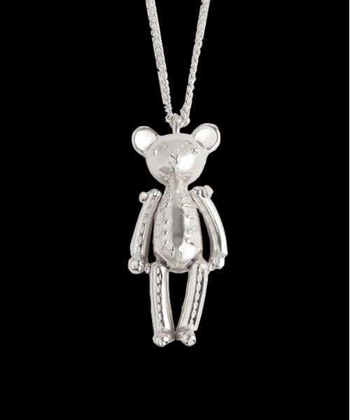 NONENON（ノンノン）の「【NONENON】BEAR NECKLACE / ノンノン ベアー ドロップ ネックレス（ネックレス・メンズ・シルバー/ゴールド・SMALL/MEDIUM/LARGE）」の2枚目の写真