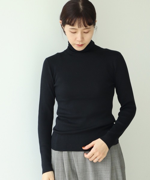 note et silence （ノートエシロンス）の「mayuca  タートルプルオーバー（ニット/セーター・レディース・ブラック/オフホワイト/ブルー/サックスブルー・FREE）」の15枚目の写真