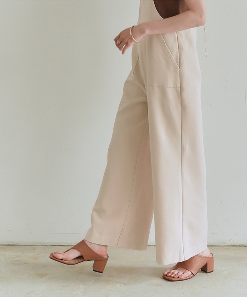 titivate(ティティベイト)の「細ストラップキャミサロペット(サロペット/オーバーオール・レディース・ライトベージュ/ブラウン/ブラック・S/M/L)」の14枚目の写真