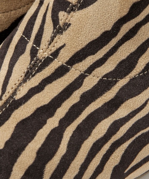 LEPSIM（レプシィム）の「4つの嬉しい機能付き！シアワセストレッチヒールブーツ　219551（ブーツ・レディース・ブラック/アイボリー/ゼブラ・SMALL/MEDIUM/LARGE/X-LARGE）」の20枚目の写真