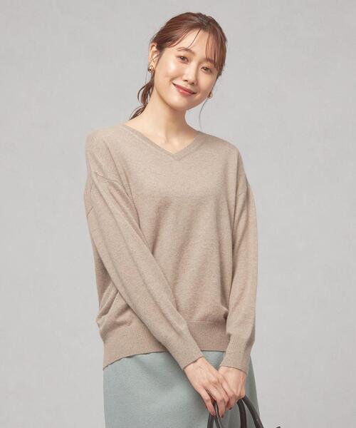 closet story（クローゼットストーリー）の「＜closet story（クローゼットストーリー）＞ユル Vネック ニット（ニット/セーター・レディース・ライトブルー/ナチュラル/ベージュ・FREE）」の18枚目の写真