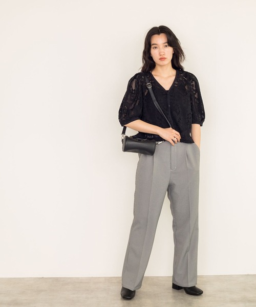 w closet(ダブルクローゼット)の「ミニ千鳥センタープレスパンツ(スラックス・レディース・カーキ/パープル/オフホワイト・FREE)」の18枚目の写真