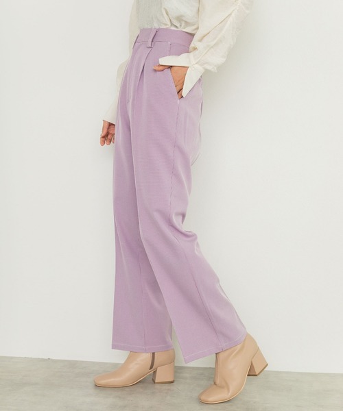 w closet(ダブルクローゼット)の「ミニ千鳥センタープレスパンツ(スラックス・レディース・カーキ/パープル/オフホワイト・FREE)」の22枚目の写真