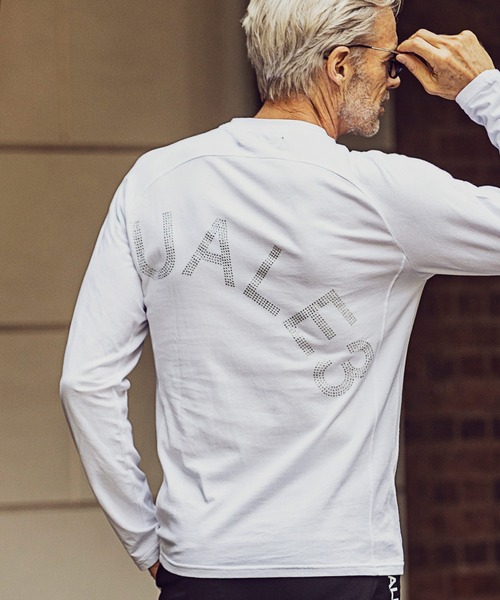 1PIU1UGUALE3 RELAX(ウノピゥウノウグァーレトレ)ラインストーンロゴ