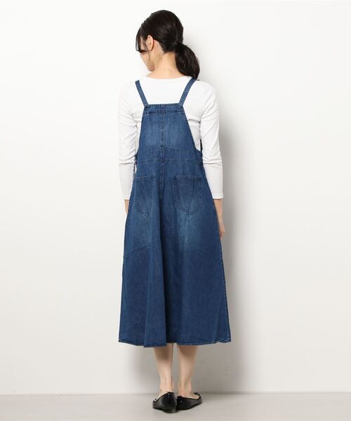 grn（ジーアールエヌ）の「［grn ジーアールエヌ］8.6oz DENIM / 20 BACK TWILL JUNPER SKIRT / ジャンパースカート GL733077Q（ジャンパースカート・レディース・カーキ/ライトインディゴブルー/ブラウン/ブラック/ブルー系その他/ベージュ/ストライプ/ブラック系その他/インディゴブルー/アイボリー/ネイビー/ケミカルウォッシュ・FREE）」の14枚目の写真