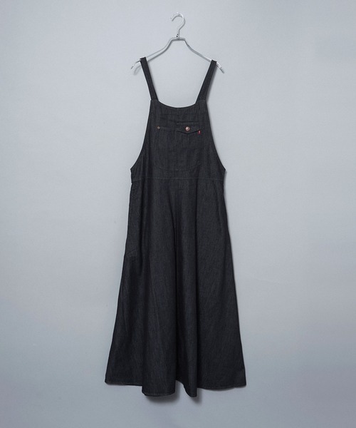 grn（ジーアールエヌ）の「［grn ジーアールエヌ］8.6oz DENIM / 20 BACK TWILL JUNPER SKIRT / ジャンパースカート GL733077Q（ジャンパースカート・レディース・カーキ/ライトインディゴブルー/ブラウン/ブラック/ブルー系その他/ベージュ/ストライプ/ブラック系その他/インディゴブルー/アイボリー/ネイビー/ケミカルウォッシュ・FREE）」の4枚目の写真