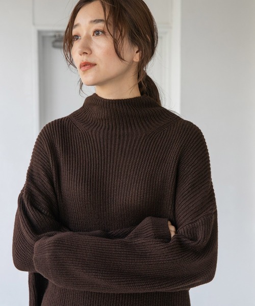 LEPSIM（レプシィム）の「７Ｇケアニットハイネックプルオーバー　952523（ニット/セーター・レディース・ブラック/ピンク/グレイッシュベージュ/ブルーグリーン/ブラウン・FREE）」の3枚目の写真