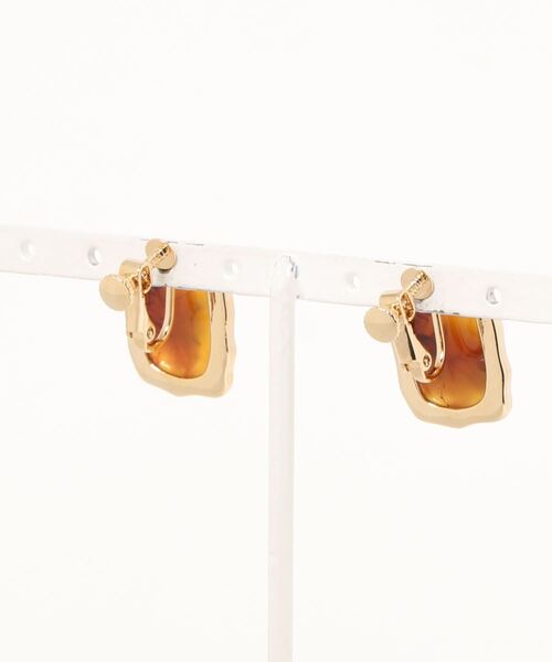 Lugnoncure（ルノンキュール）の「スクエアイヤリング（イヤリング・レディース・ブラウン/オフホワイト・ﾌﾘ-）」の3枚目の写真