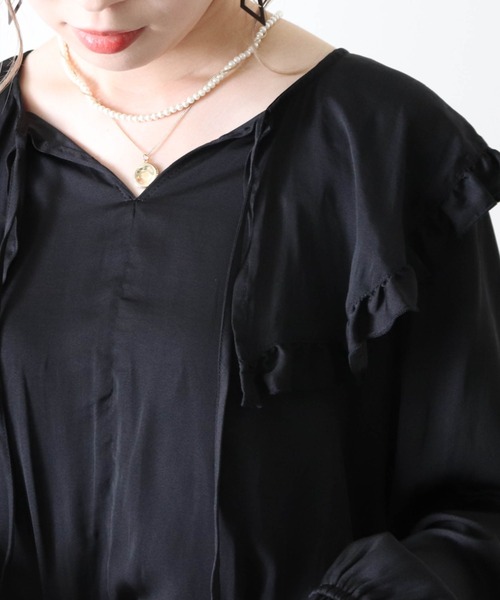Cheek(チーク)の「フリルカラーブラウス(シャツ/ブラウス・レディース・アイボリー/ブラック・MEDIUM)」の17枚目の写真